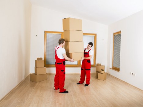 Local flat move in Colliers Wood with boxes and household items